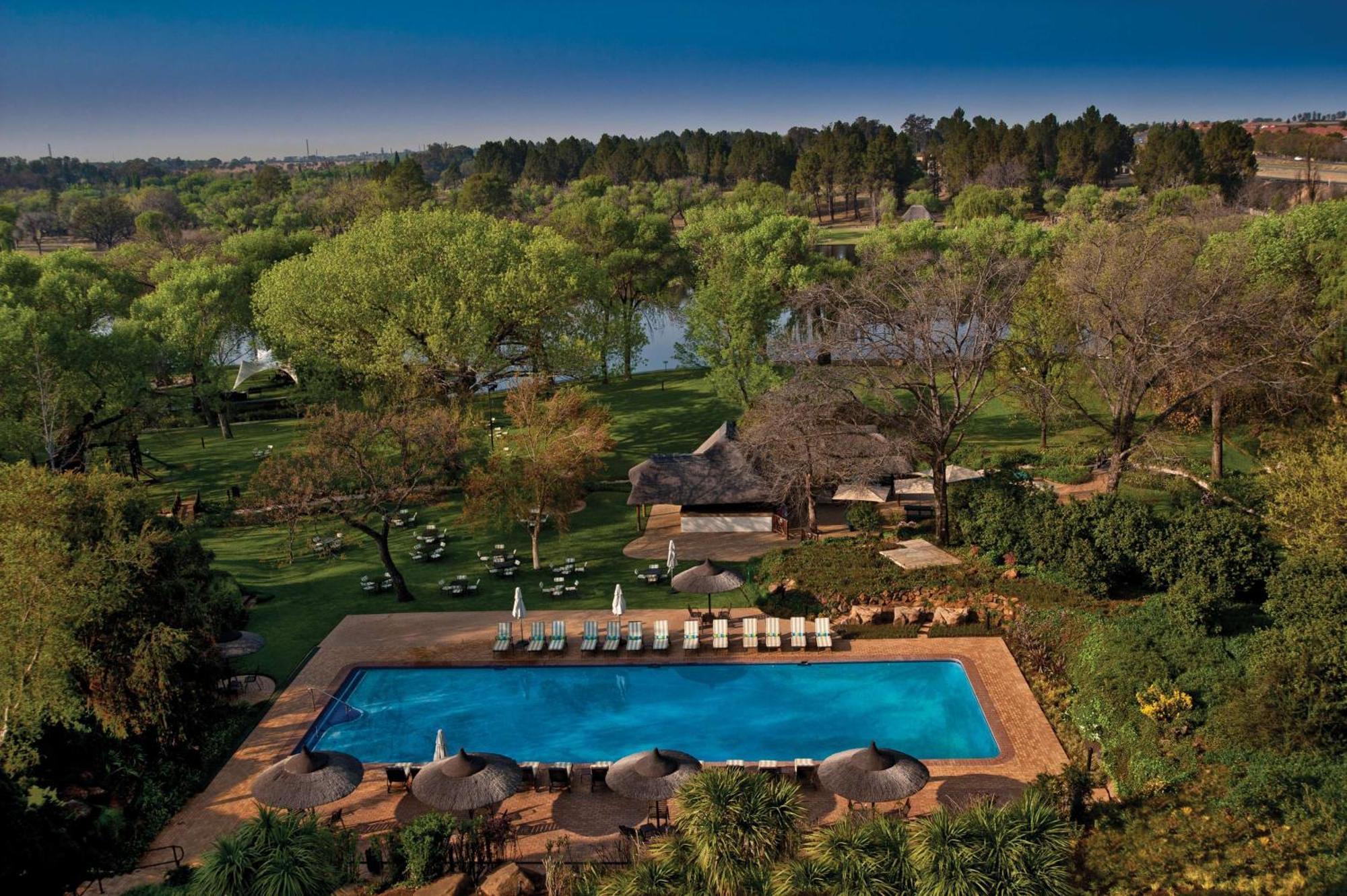 Riverside Sun Vanderbijlpark Esterno foto